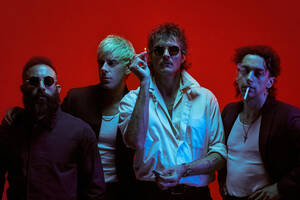 Ariana Grande Bbc Porn Andre - See Boys Like Girls' New Video, 'Blood and Sugar'