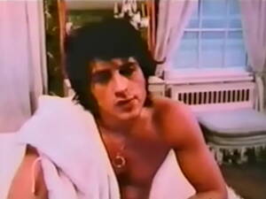 Italian Stalliom Porn Cartoons - Sylvester Stallone Frontal Nude in Italian Stallion (1970) - XVIDEOS.COM