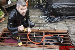 latex gimp bondage - Cell Out (R240). May 14 2014. Seriousmalebondage.com (311Mb)
