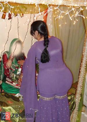 Arab Booty Porn - ARAB FLEDGLING MUSLIM BEURETTE HIJAB BNAT FAT BOOTY vol.