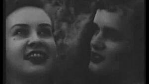 1920s Vintage Lesbian - Antique Voyeur Porn 1920s! - XNXX.COM