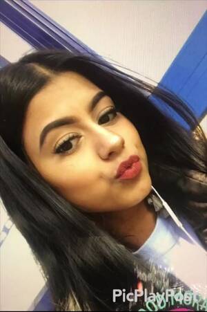 jerk off slideshow - Boner Material: Cute Bengali teen is knee material. Here is a jerk off  slideshow for yall. Comment your thoughts below - Porn GIF Video |  nebyda.com