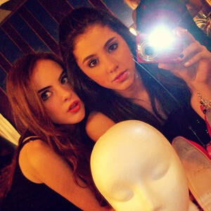 Elizabeth Gillies And Ariana Grande Porn - Ariana Grande, Elizabeth Gillies' Friendship Over the Years: Photos