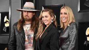 Miley And Billy Ray Cyrus Porn - Miley Cyrus' fame from Billy Ray's daughter to Disney, 'pushing sexual  boundaries,' topless photo drama | Fox News