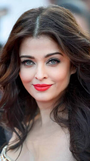 Aishwarya Rai - Aishwarya Rai Bachchan to Priyanka Chopra Jonas: Best beauty looks  showcased by Indian divas at Cannes | Times of India