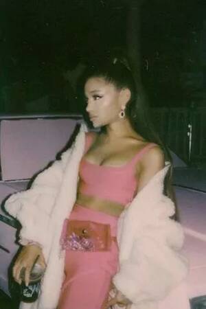 Ariana Grande Lesbian Sex - Ariana Grande drops huge hint on sexuality with Thank U, Next video twist -  Mirror Online