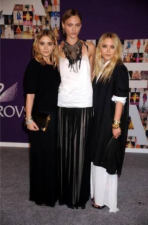 Ashley Olsen Lesbian Porn - Ashley Olsen â€“ Janet Charlton's Hollywood, Celebrity Gossip and Rumors