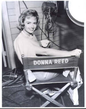 Donna Reed Porn - The Donna Reed Show: It's All About the Mom | thewritelife61