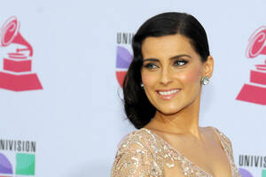 nelly furtado upskirt - Nelly Furtado shows off incredible body at 44 in campaign for Kim  Kardashian's brand | Marca
