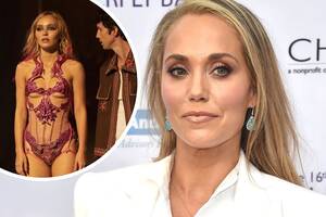 Elizabeth Berkley Porn Star - Was Elizabeth Berkley in 'The Idol'?