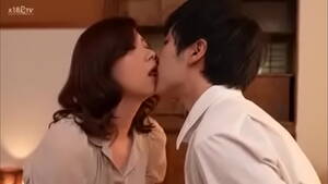 japanese mom - Japanese Mom Stepson Friends - XVIDEOS.COM