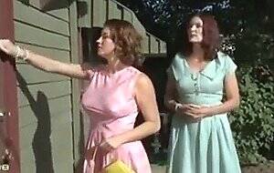 homemade amateur suburban housewife - Suburban housewives - SEXTVX.COM