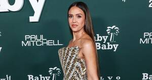 Jessica Alba Porn Gagged - Reese Witherspoon Mad at Jessica Alba for 'Copy-cat' Media Company: Report