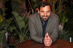 Jake Short Porn - Jake Johnson Interview on the 70s Porn Era, Minx, New Girl, Burnout