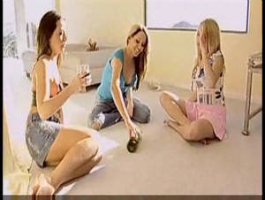 lesbian spin the bottle - Girls play Spin the Bottle