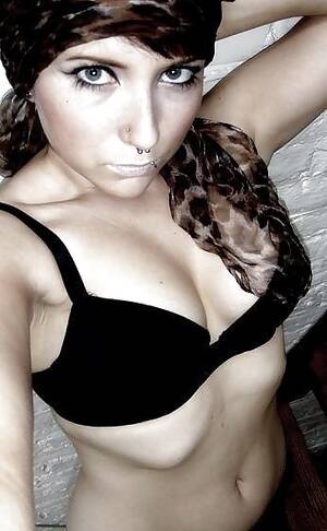 emo amy - EMO AMY porn pictures 19812020