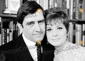 Barbara Walters Black Porn - Barbara Walters Photo - Barbara Walters and Lee Guber Photo By:Globe .