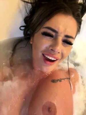 busty brunette solo - TÃ©lÃ©chargez des vidÃ©o porno sur votre tÃ©lÃ©phone portable - Busty Brunette  Solo Masturbation - 1619362 - WinPorn.com