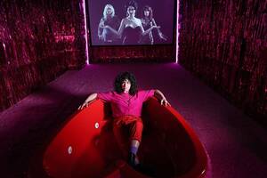 Airs Porn In Boston - Artist Samantha Nye sets sexy scenes for the rest of us - The Boston Globe