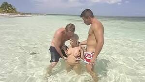 beach mmf orgy - Beach Threesome Mmf HD Porn Search - Xvidzz.com