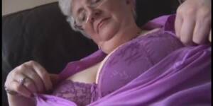 Caroline Uk Granny Porn - British granny Caroline in pink and grey - Tnaflix.com