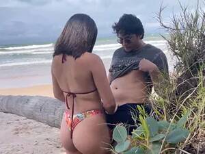 couple beach blowjob - Free Beach Wife Blowjob Porn Videos (224) - Tubesafari.com