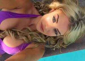 Baylee Curran Porn - Chris Brown accuser 'stripped of beauty queen crown after nude photo  scandal' - Mirror Online