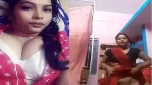 housewife pussy indian sari lifting - Desi Village Bhabhi Lifting Saree Pussy Show - XXX Indian Films