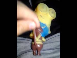Minion Porn - Porno hentai duro un minion y patrat le mete la cola por el culo y se acaba  en sus anteojos