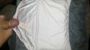 cum on granny panties - GRANNY PANTIES W SKIN TAG - Granny, Upskirt, Voyeur - MobilePorn