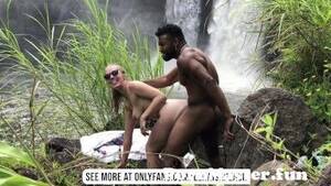 Hawaii Outdoor Porn - Passionate Outdoor Blowjob and Sneaky Sex in Hawaiian Waterfall Paradise  from anon ib hi hawaii Watch HD Porn Video - PornMaster.fun