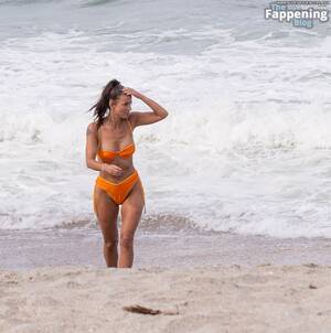 new zealand beach video sex - Summer Beach Beauty Enjoyed New Videos Full Sexy Videos Photos New -  Complete Porn Database Pictures