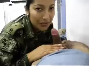 Army Girlfriend Cum Porn - Amateur Army Girl Blowjob | xHamster