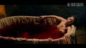 Elizabeth Bathory - Bathory friel 3 large 3