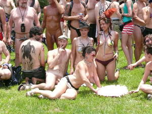 cfnm nudist beach gallery - urban | NO Adventure | Page 9