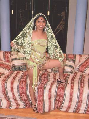 indian hottie gangbang - Xxx gangbang porn pics of cum hungry indian hottie willingly going wild  with five guys.