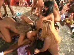 Brazilian Sex Orgy Party - Crazy Brazilian Carnival Orgy : XXXBunker.com Porn Tube