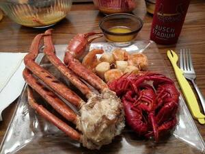Lobster Porn Slap - Grilled Snow Crab W/Shrimp, Scallops and Crawfish Recipe - Food.com |  Recipe | Crawfish recipes, Recipes, Food