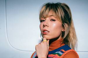 Jennette Mccurdy Creampie Porn - Jennette McCurdy on the Runaway Success of Her Fearless Memoir, 'I'm Glad  My Mom Died' | Vogue