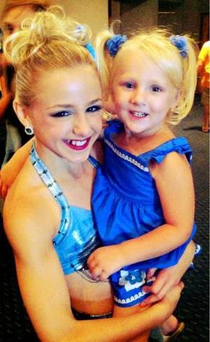 Dance Moms Chloe Lukasiak Porn - sooooo Chloe and Clara :)