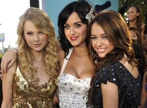 Miley Cyrus Katy Perry Porn - Miley Cyrus Reveals Katy Perry Is Her Oldest Friend in Hollywood