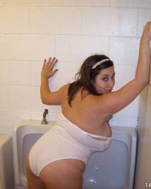 Bbw Amateur Big Natural Tits - Naughty fat chubby BBW amateur with huge natural tits spreading Porn  Pictures, XXX Photos, Sex Images #3257916 - PICTOA