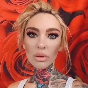 Alien Tentacle Porn Up Skirt - I got alien tentacles tattooed on my vagina â€“ it was worse than giving  birth' - Daily Star