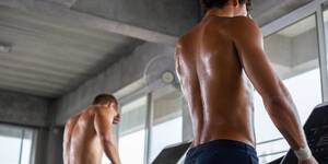 Forced Gym Porn - This Man Falling For His 'Gym Bro' Is the Queer Love Story We Need RN