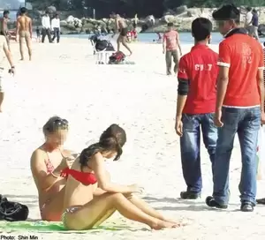 ethnic nudist on the beach - As a Singaporean, do you agree that nudity in Singapore should be  decriminalised? - Quora