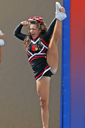 cheerleader upskirt no - College cheerleading