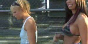 lesbian pussy hunters - Lesbian Teen hunter wants to see and eat some pussy - Tnaflix.com