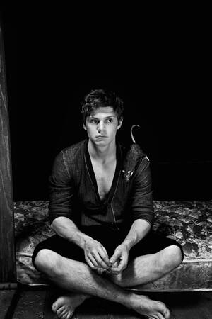 Evan Peters Real Porn - Evan Peters | Internal Horror