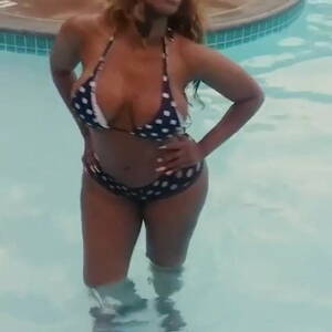 big black boobs nip slip - Big Tit ebony Nipple Slip | xHamster