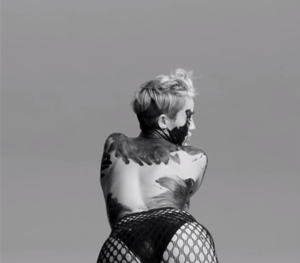Miley Cyrus Pantyhose Porn - Watch: These Quentin Jones visuals for Miley Cyrus' Bangerz tour are  actually insane â€” Acclaim Magazine